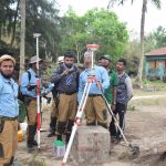 Setting up DGPS base on Katka, the Sundarbans